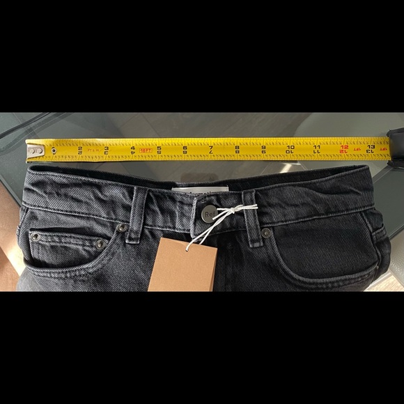 Reformation Sammie Shorts - Picture 5 of 5